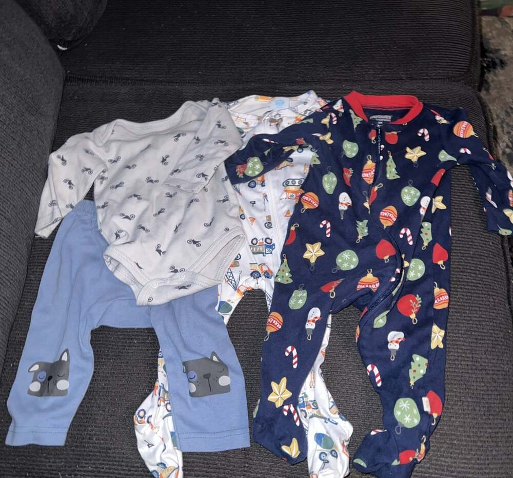 3-6 Months Baby Boy 2 Sleepers Pants & Shirt Trucks Xmas Footsie